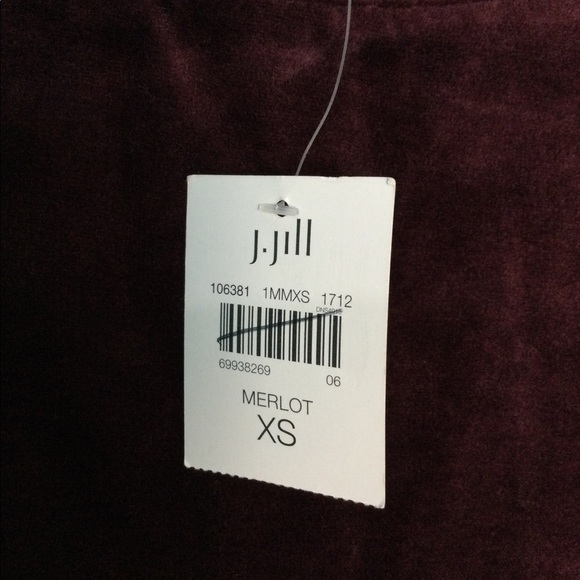 Women’s J. Jill XS 0 - 2 Plush Velvet Top Shirt Merlot Crewneck Long Sleeve NWT - Picture 7 of 8
